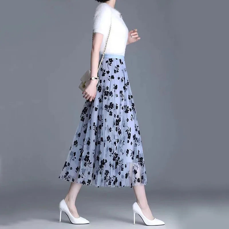 Elegant Floral Mesh Midi Skirt - Versatile and Sophisticated Style for Casual and Formal Wear