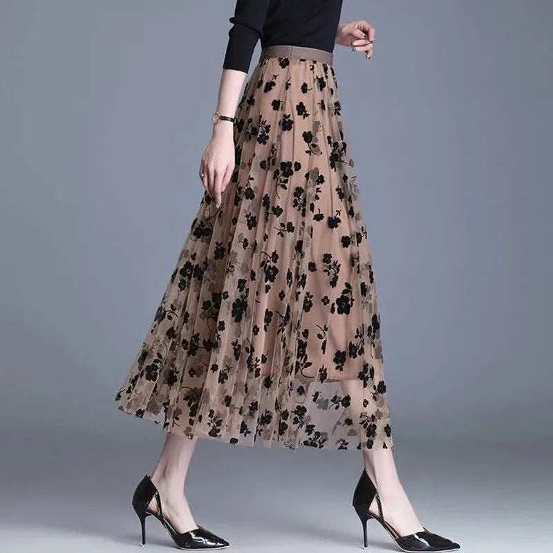 Elegant Floral Mesh Midi Skirt - Versatile and Sophisticated Style for Casual and Formal Wear